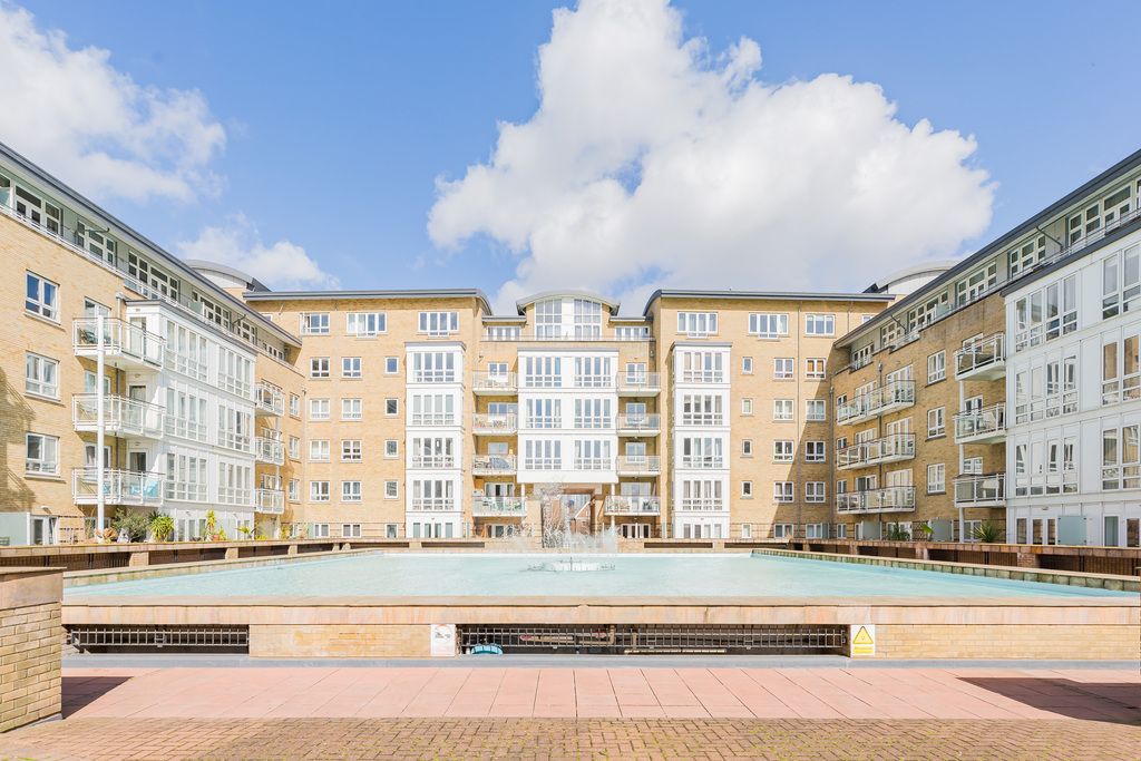 1 bed flat for sale in St. Davids Square, London E14 Zoopla