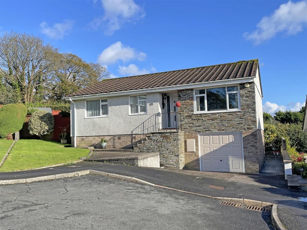 3 bed detached bungalow for sale in Hopton Close, Eggbuckland, Plymouth PL6, £380,000 Zoopla
