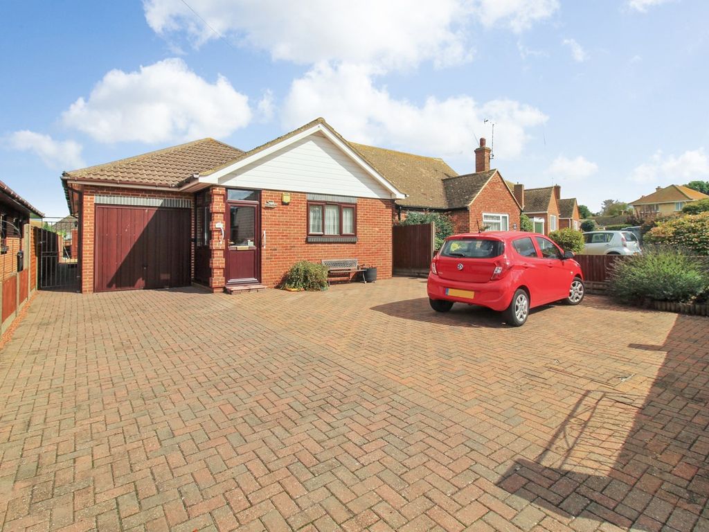 3 bed detached bungalow for sale in Osborne Gardens, Herne Bay CT6 Zoopla