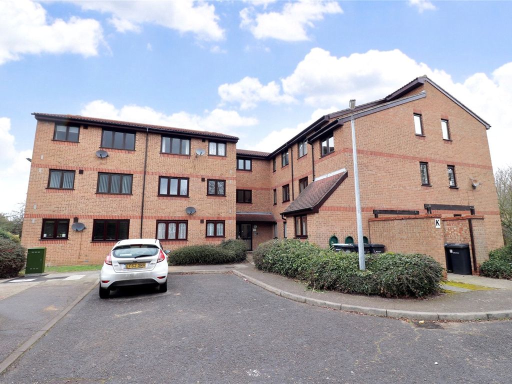 1 bed flat for sale in Steeple Close, Rochford, Essex SS4 Zoopla