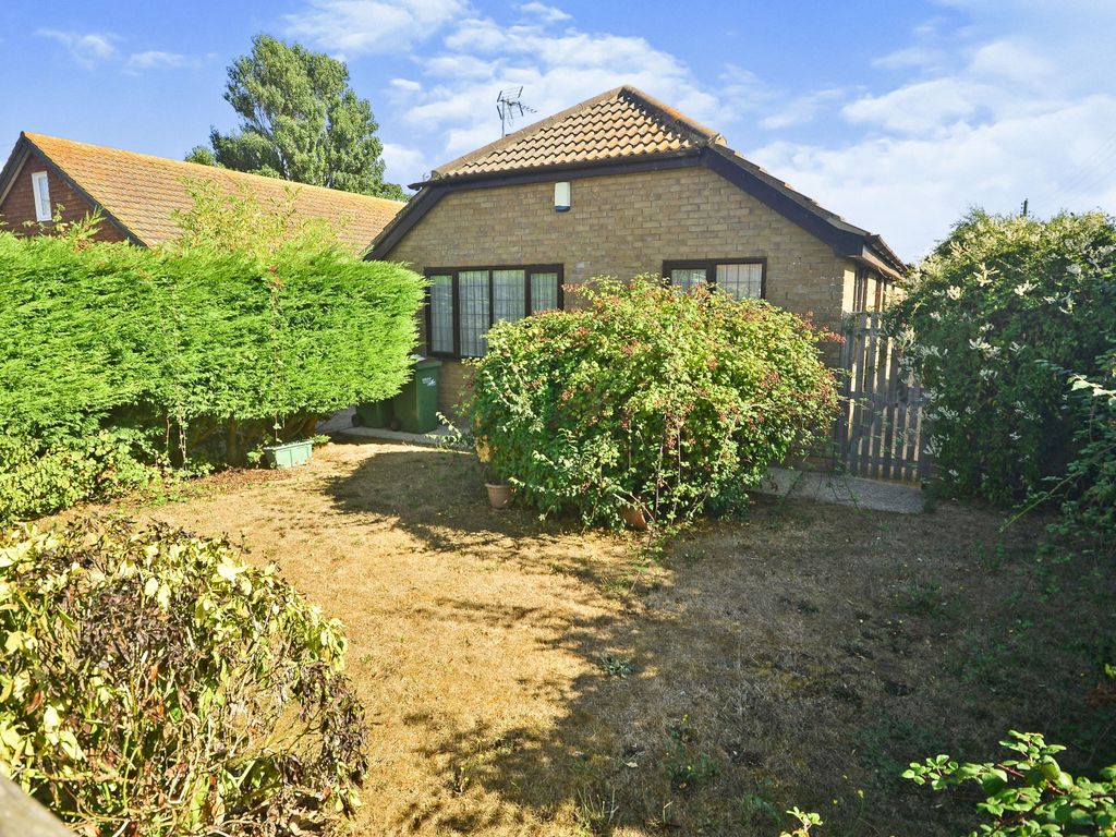 3 bed bungalow for sale in Dunes Road, Greatstone, New Romney TN28 Zoopla