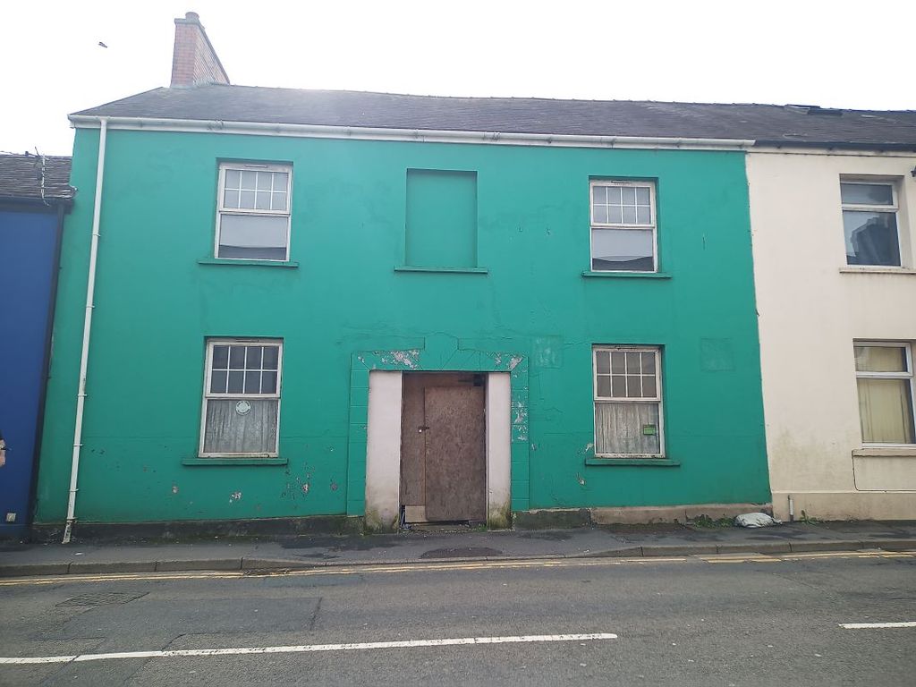 9 bed terraced house for sale in 5455 Water Street, Carmarthen, Dyfed