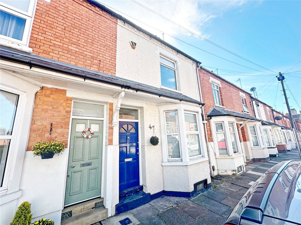 3 bed terraced house to rent in Roseholme Road, Abington, Northampton