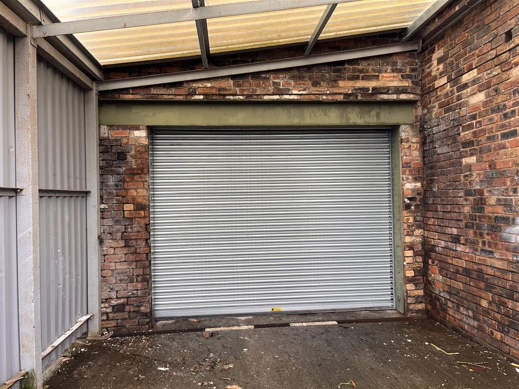 Commercial property to let in Burslem Business Park, Reginald Street