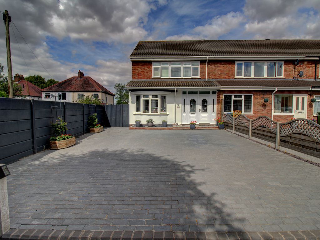 3 bed semidetached house for sale in Fenn Street, Tamworth B77 Zoopla