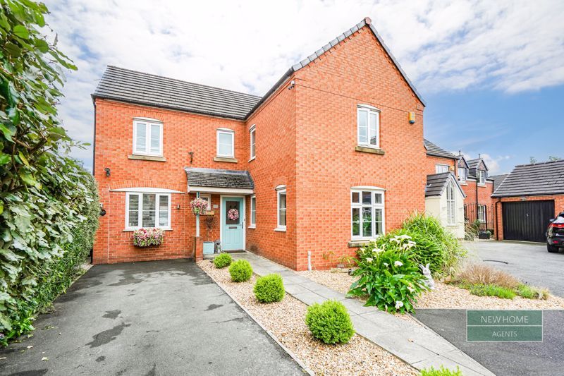 4 bed detached house for sale in Devonshire Close, Ince, Wigan WN3, £