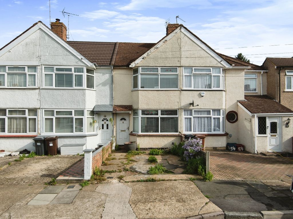 2 bed terraced house for sale in Hanover Avenue, Feltham TW13, £400,000