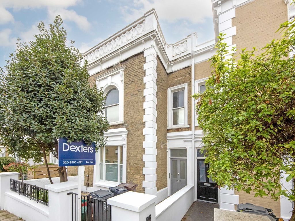 2 bed flat for sale in Wellesley Road, London W4, £750,000 Zoopla