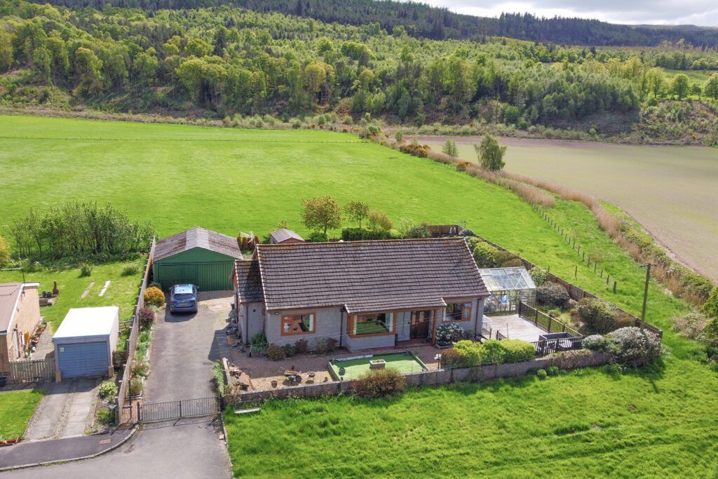 3 bed detached bungalow for sale in Garshelloch, West Carse, Gargunnock