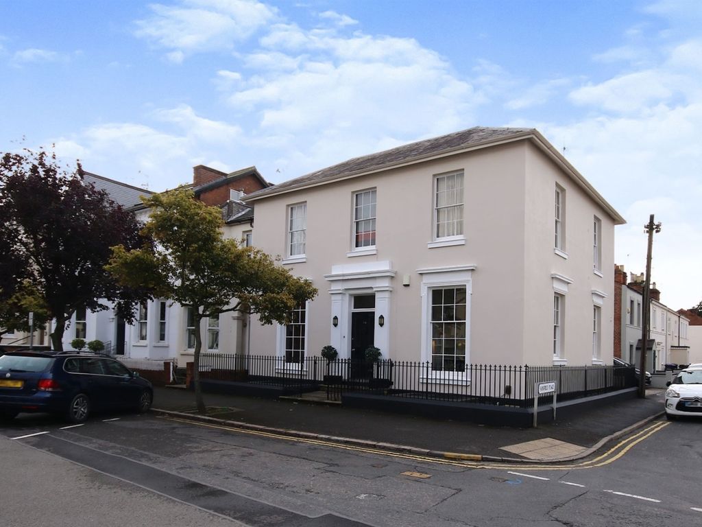 3 bed property for sale in Russell Terrace, Leamington Spa CV31 Zoopla