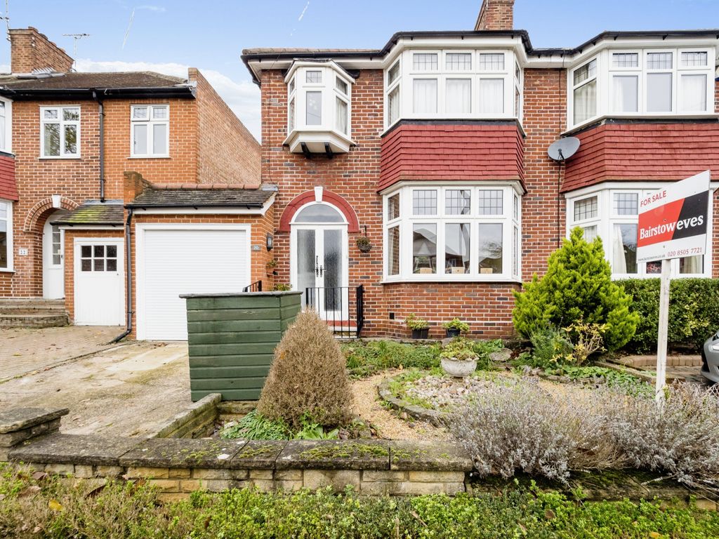 3 bed semidetached house for sale in Rokeby Gardens, Woodford Green