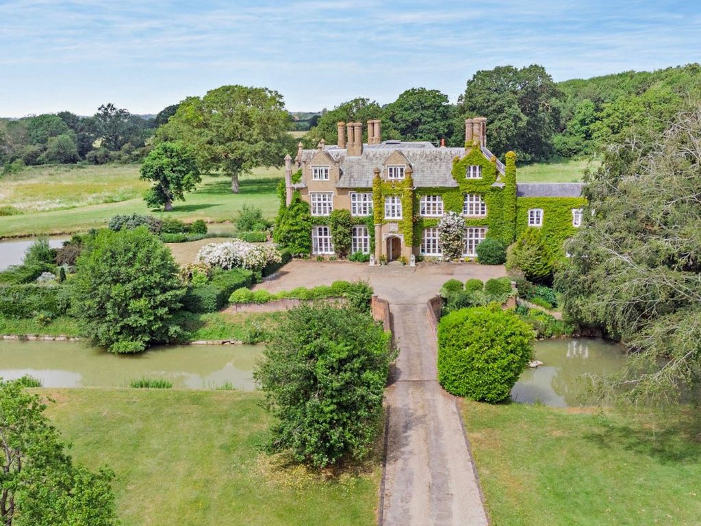 8 bed detached house for sale in Stanfield, Wymondham, Norfolk NR18, £