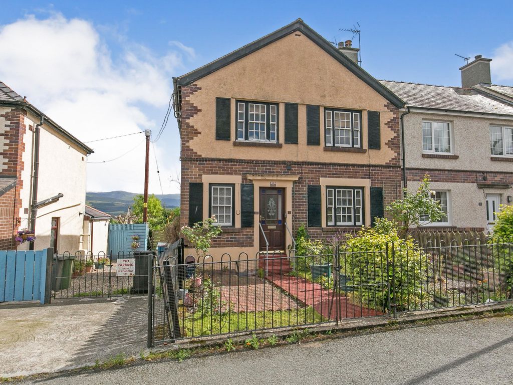 3 bed end terrace house for sale in Maes Hyfryd, Beaumaris LL58 Zoopla