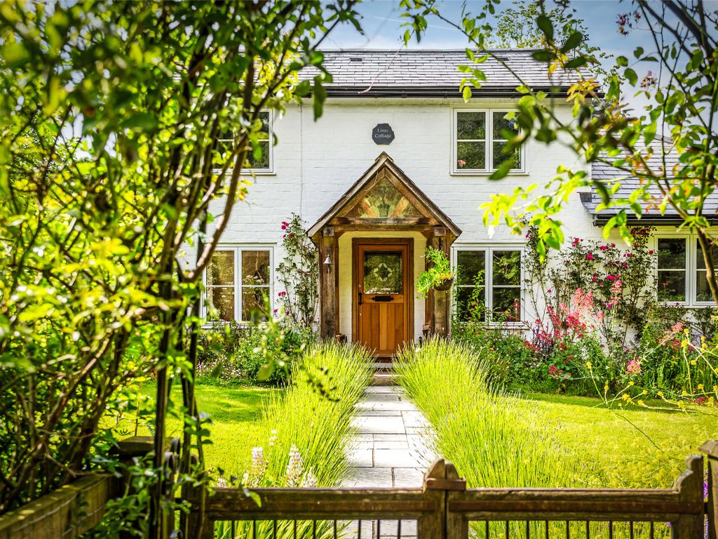 5 bed cottage for sale in Mill Bottom, Holmwood, Dorking, Surrey RH5, £