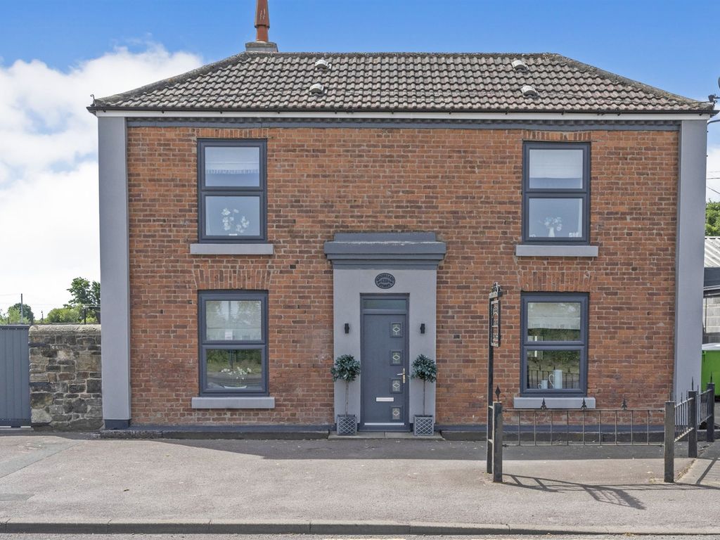 3 bed detached house for sale in Sunderland Street, Tickhill, Doncaster