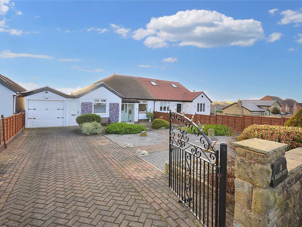 2 bed bungalow for sale in Selby Road, Garforth, Leeds, West Yorkshire