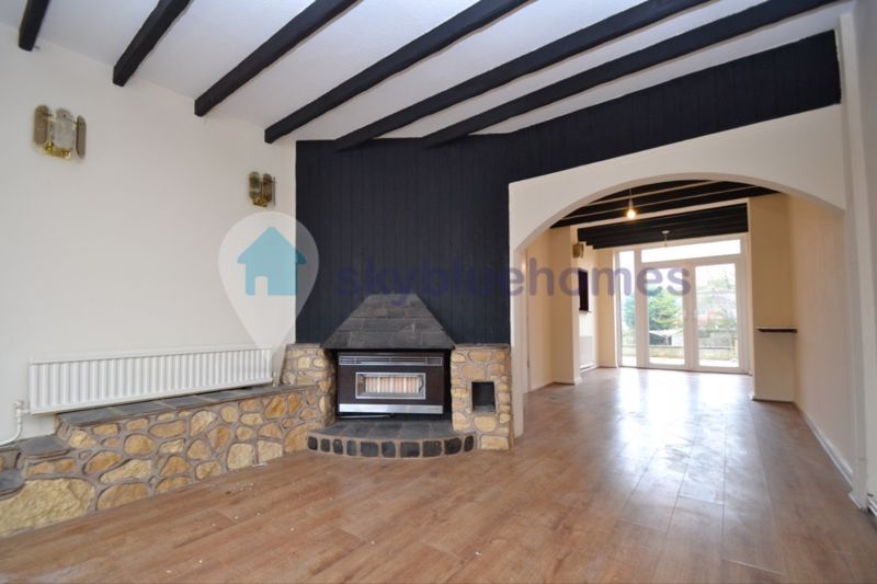 3 bed semidetached house to rent in Pulford Drive, Scraptoft