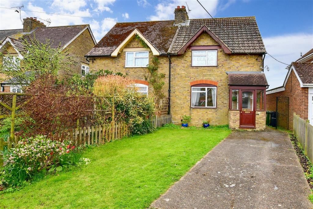 2 bed semidetached house for sale in Pinnock Lane, Staplehurst