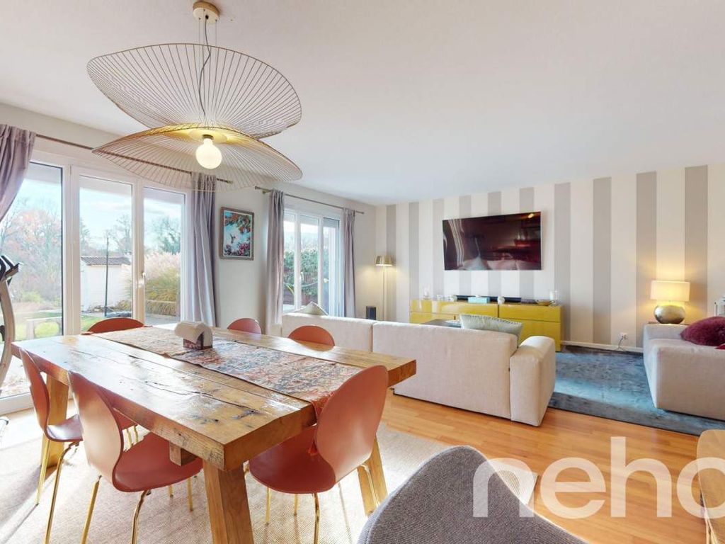 5 bed villa for sale in Onex, Canton De Genève, Switzerland, £1,792,147