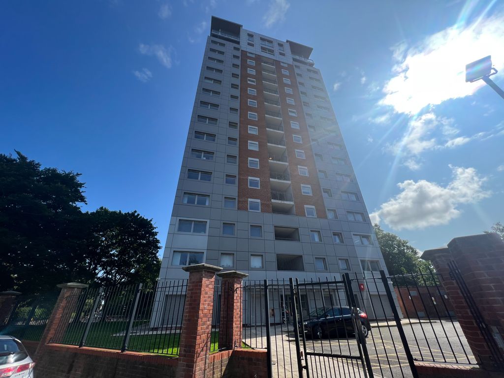 2 bed flat to rent in Greenheys Road, Princes Park, Liverpool L8 Zoopla