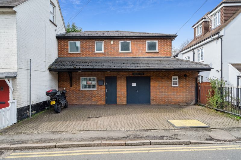 Office to let in Waterside, Chesham HP5, £20,000 pa Zoopla