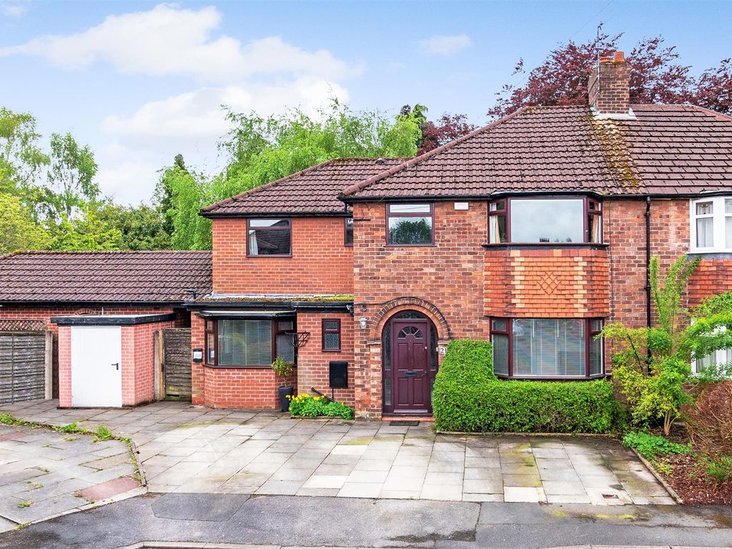 4 bed semidetached house for sale in Esher Drive, Sale M33 Zoopla