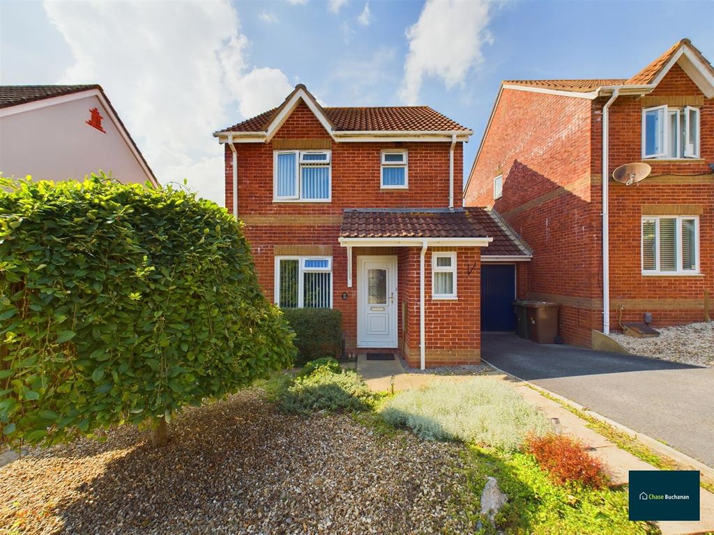 3 bed detached house for sale in Highglen Drive, Plympton, Plymouth PL7
