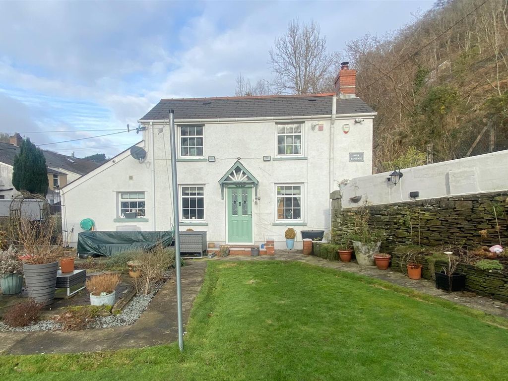 2 bed cottage for sale in Glandwr Street, Aberbeeg, Abertillery NP13 Zoopla