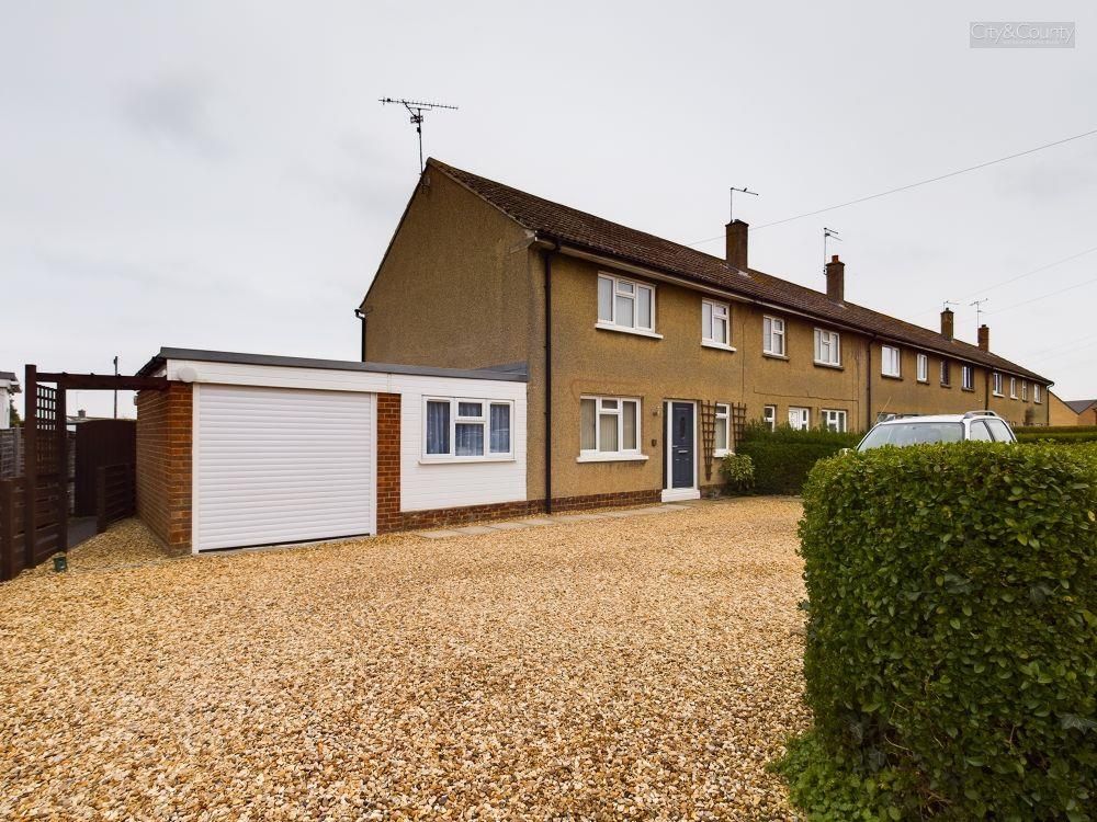 3 bed end terrace house for sale in Sandpit Road, Thorney, Peterborough