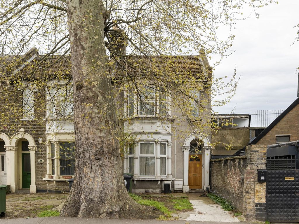 2 bed flat for sale in Cann Hall Road, Leytonstone, London E11 Zoopla