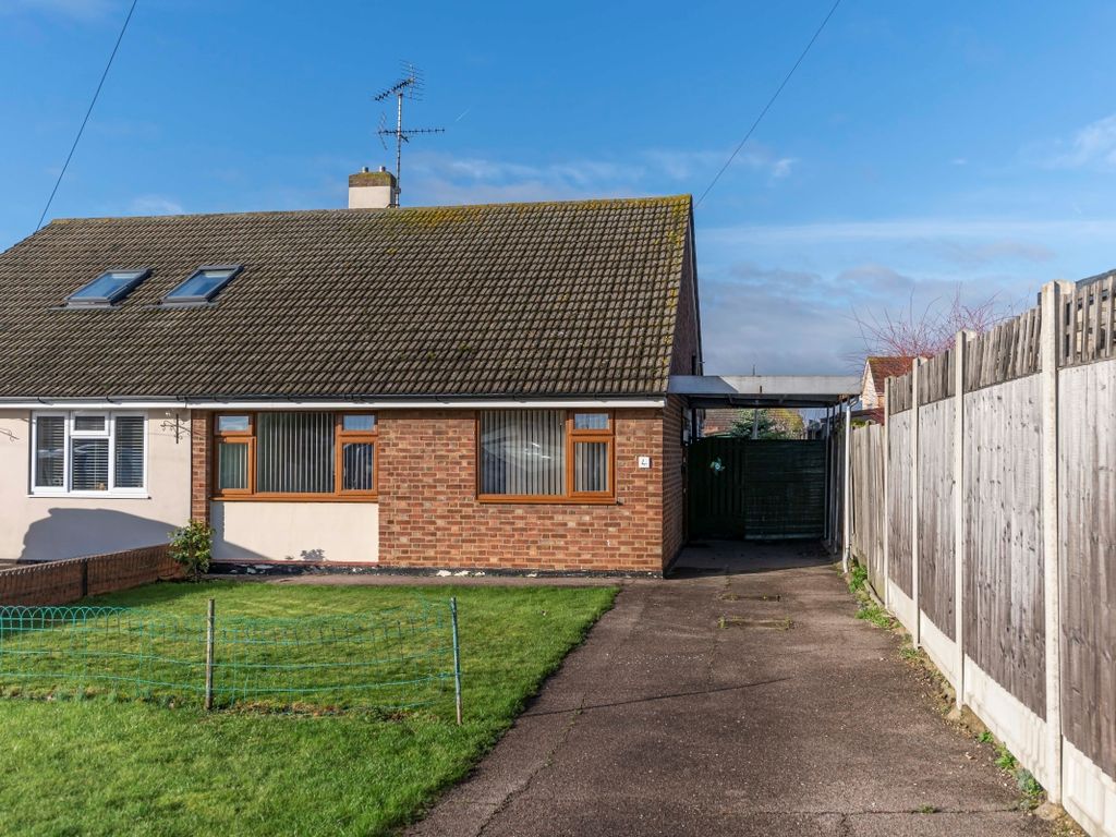 Torquay Close, Rayleigh SS6  