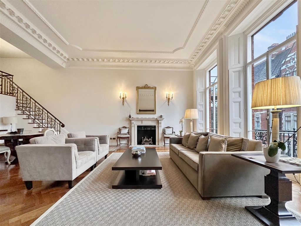 3 bed property for sale in Cadogan Square, London SW1X, £6,500,000 Zoopla