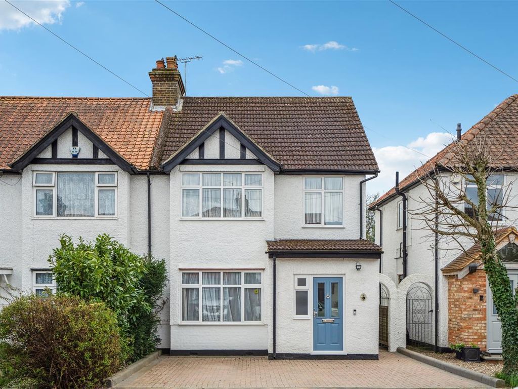 3 bed semidetached house for sale in Denham Way, Denham, Uxbridge UB9