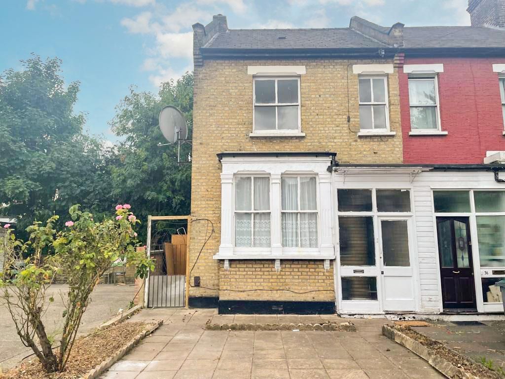 4 bed property to rent in Willoughby Park Road, London N17 Zoopla