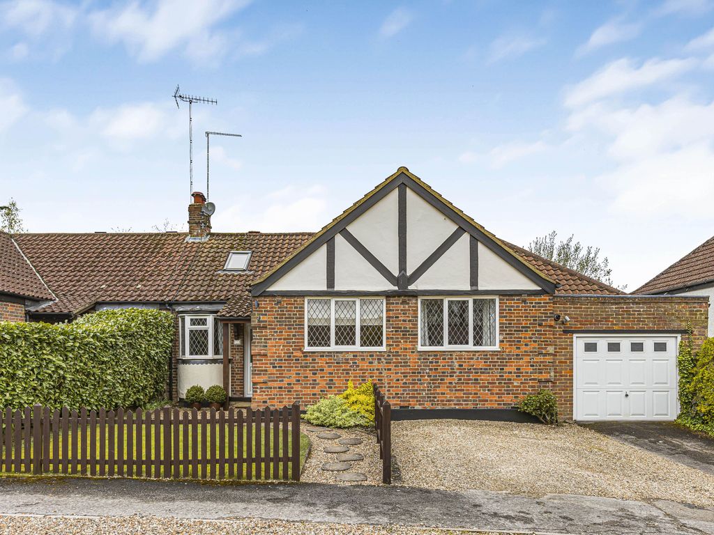 4 bed semidetached house for sale in The Pleasance, Harpenden AL5 Zoopla