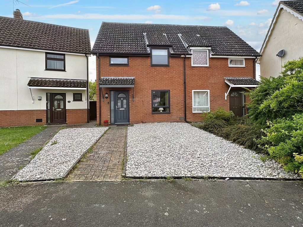 3 bed semidetached house for sale in Manor Road, Martlesham Heath