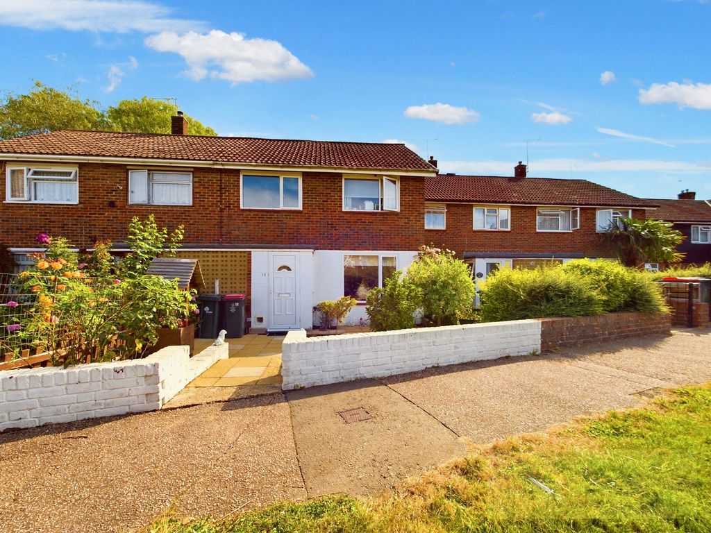 3 bed terraced house for sale in Loveletts, Crawley RH11, £325,000 Zoopla