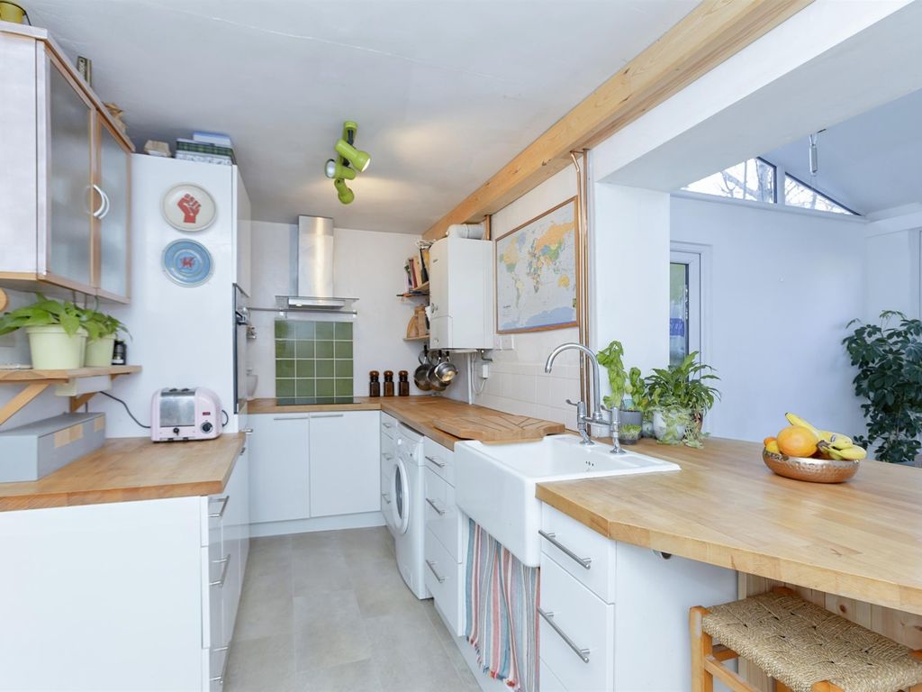 3 bed town house for sale in Bowhill Way, Leicester LE5 Zoopla