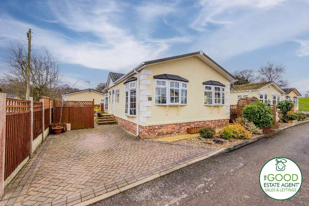 2 bed mobile/park home for sale in Holford Crescent, Wilmslow SK9 Zoopla