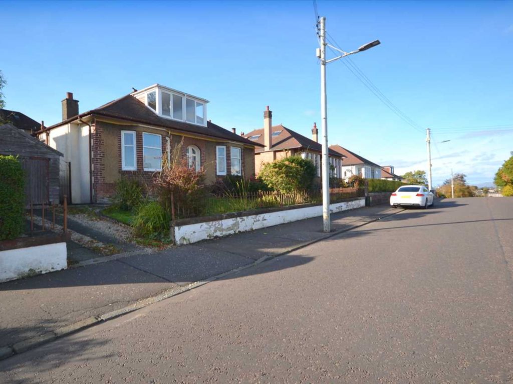 3 bed bungalow for sale in Broomieknowe Road, Burnside, Glasgow G73