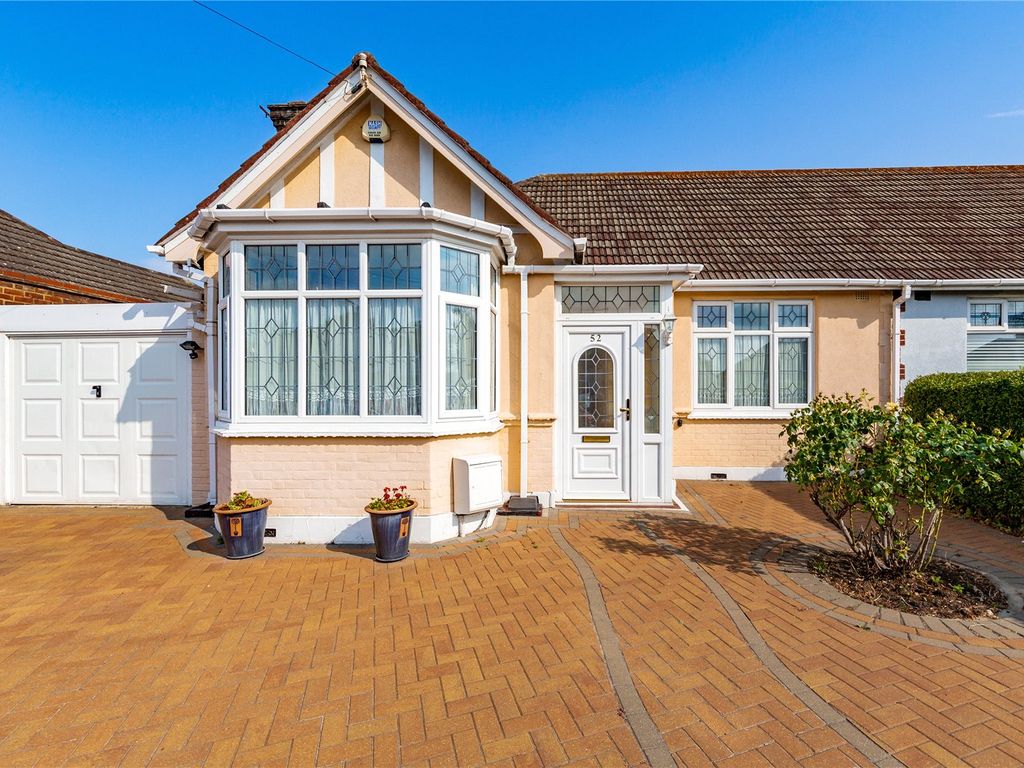 2 bed bungalow for sale in Portland Gardens, Chadwell Heath RM6 Zoopla