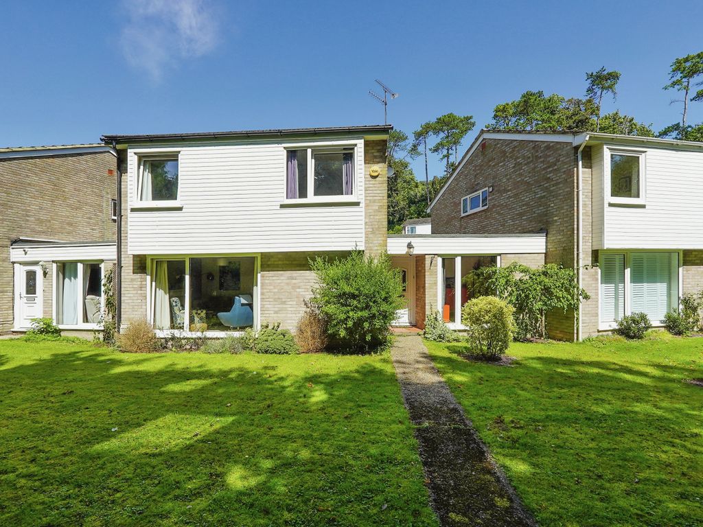 4 bed detached house for sale in Riverdale, River, Dover, Kent CT17, £