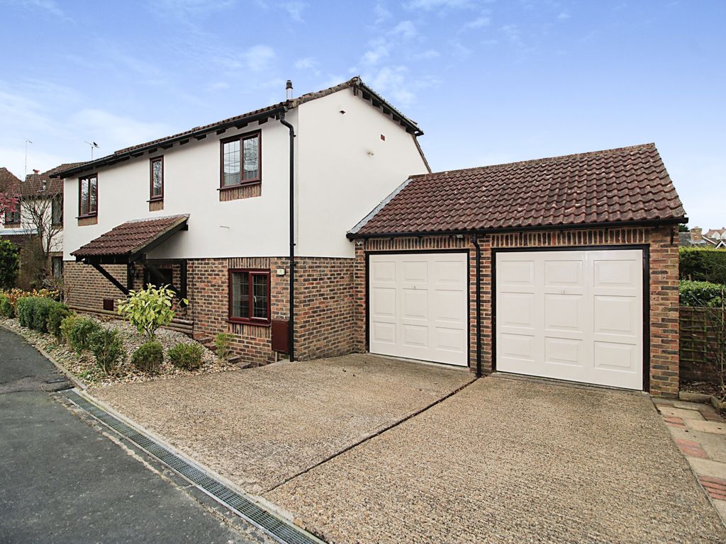 4 bed detached house for sale in Gibraltar Rise, Heathfield, East