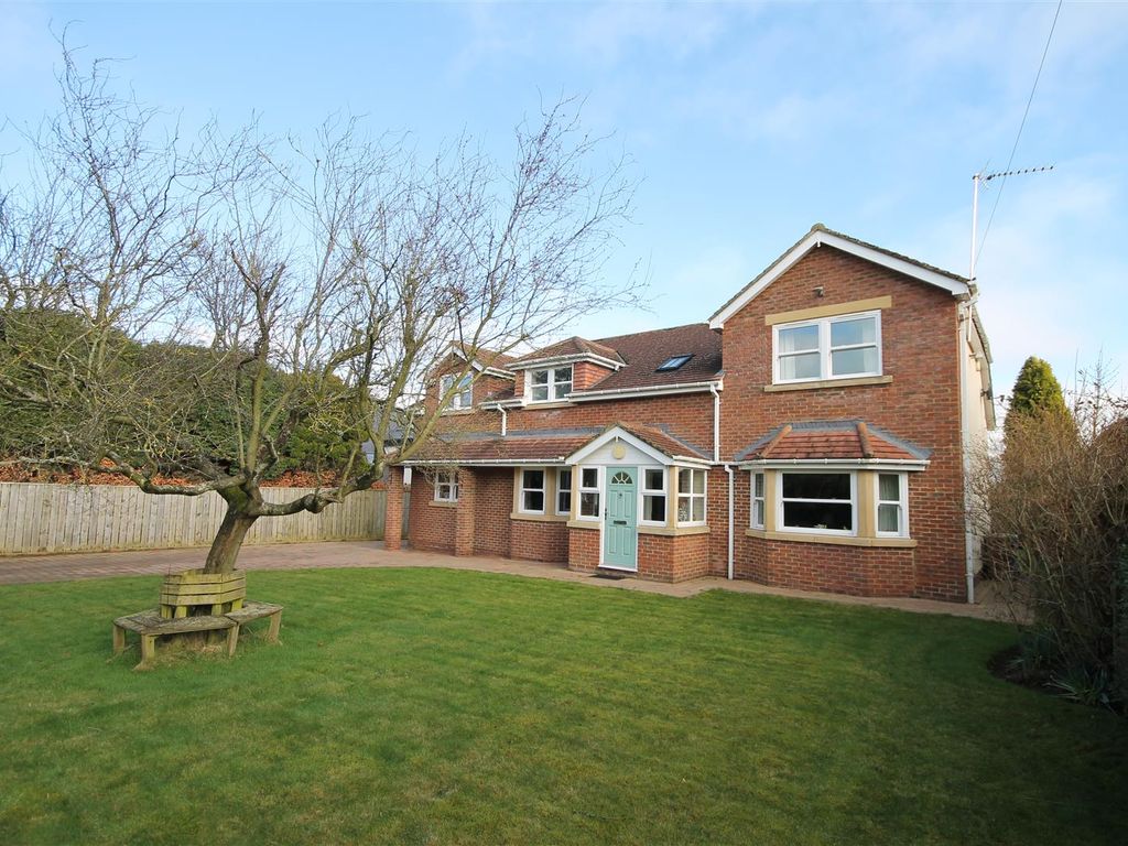 5 bed detached house for sale in Western Way, Darras Hall, Ponteland