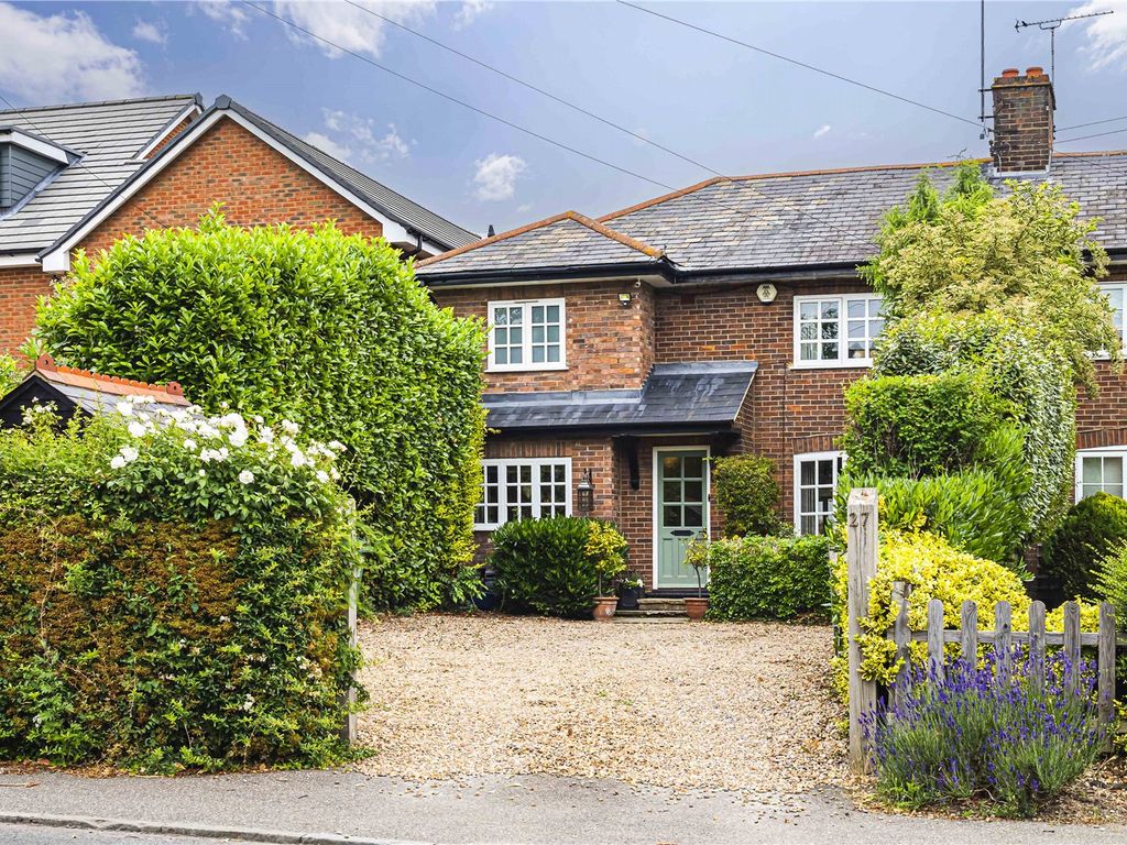 4 bed semidetached house for sale in High Street, Eaton Bray