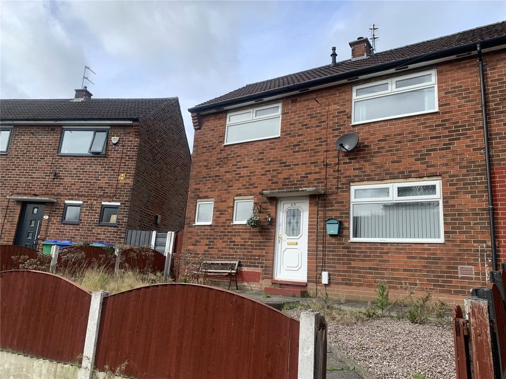 2 bed semidetached house for sale in Kirkstall Road, Middleton