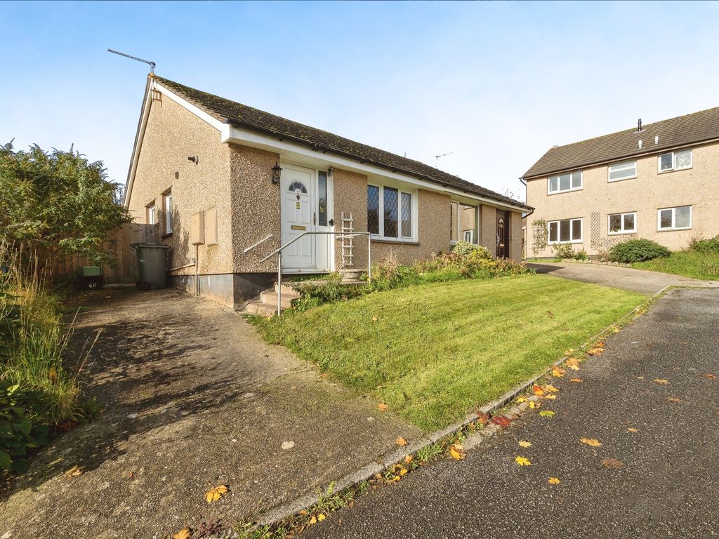 2 bed bungalow for sale in Palace Meadow, Chudleigh, Newton Abbot