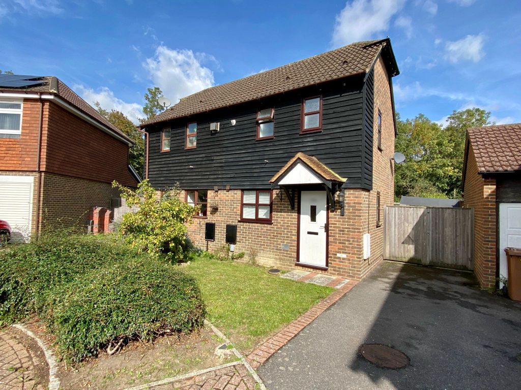 1 bed semidetached house to rent in Grey Willow Gardens, Singleton, Ashford TN23, £850 pcm Zoopla