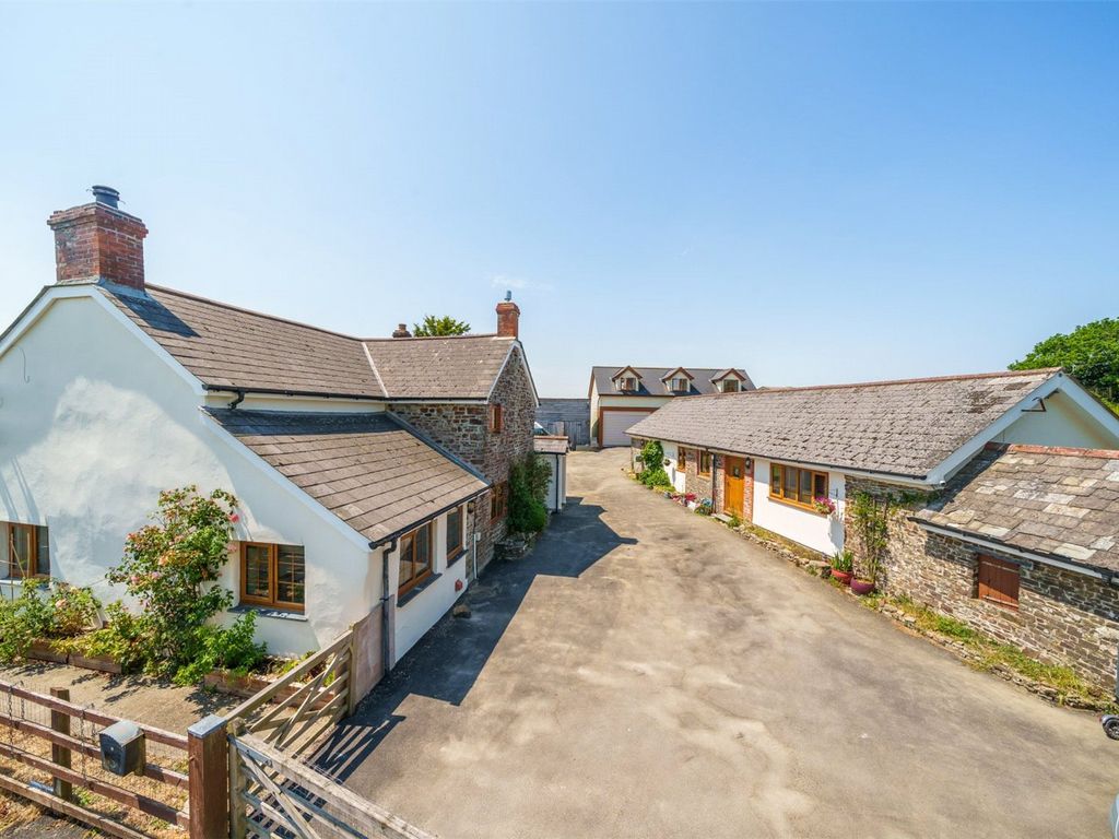 6 bed detached house for sale in High View, East Street, Sheepwash, Beaworthy EX21 Zoopla