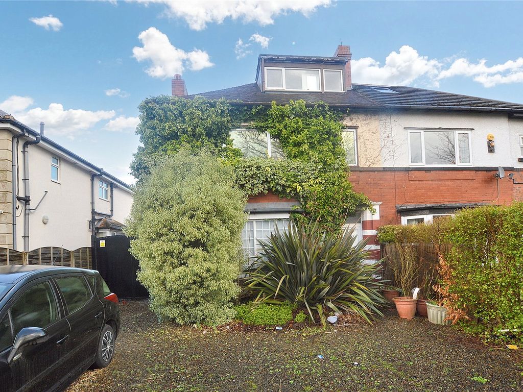 4 bed semidetached house for sale in Street Lane, Leeds, West